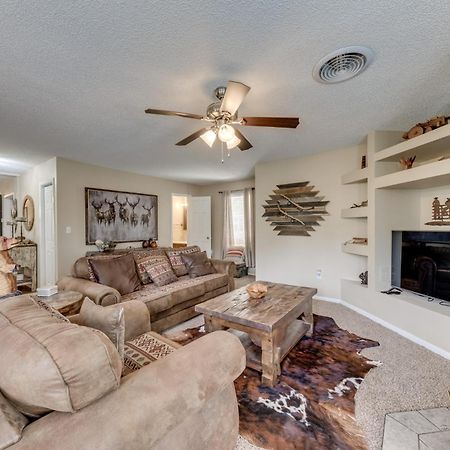 Ruidoso Home With Patio, Walk To Restaurants! 외부 사진