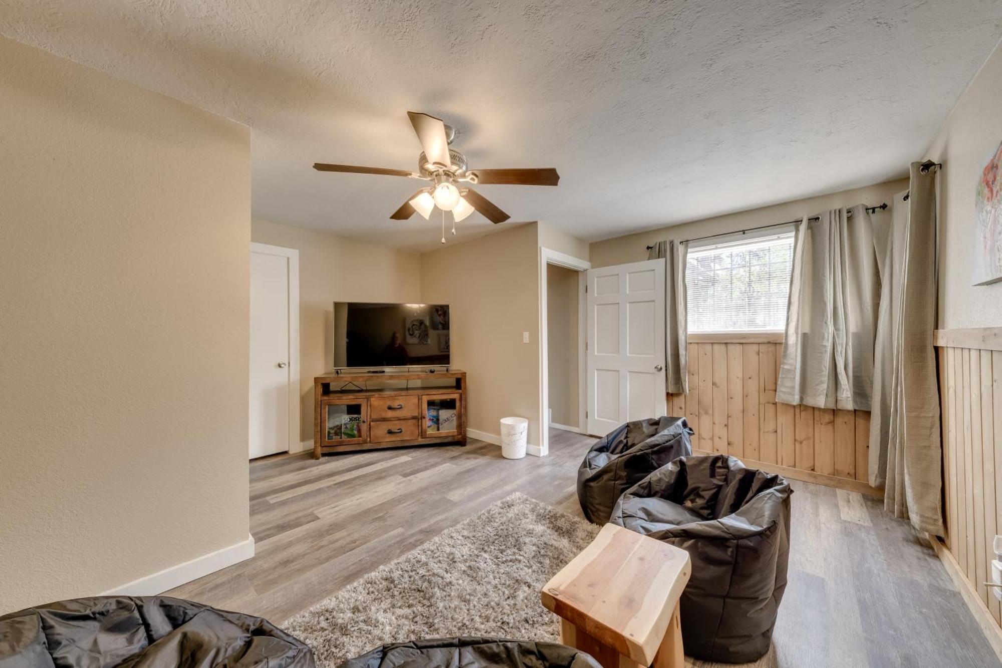 Ruidoso Home With Patio, Walk To Restaurants! 외부 사진