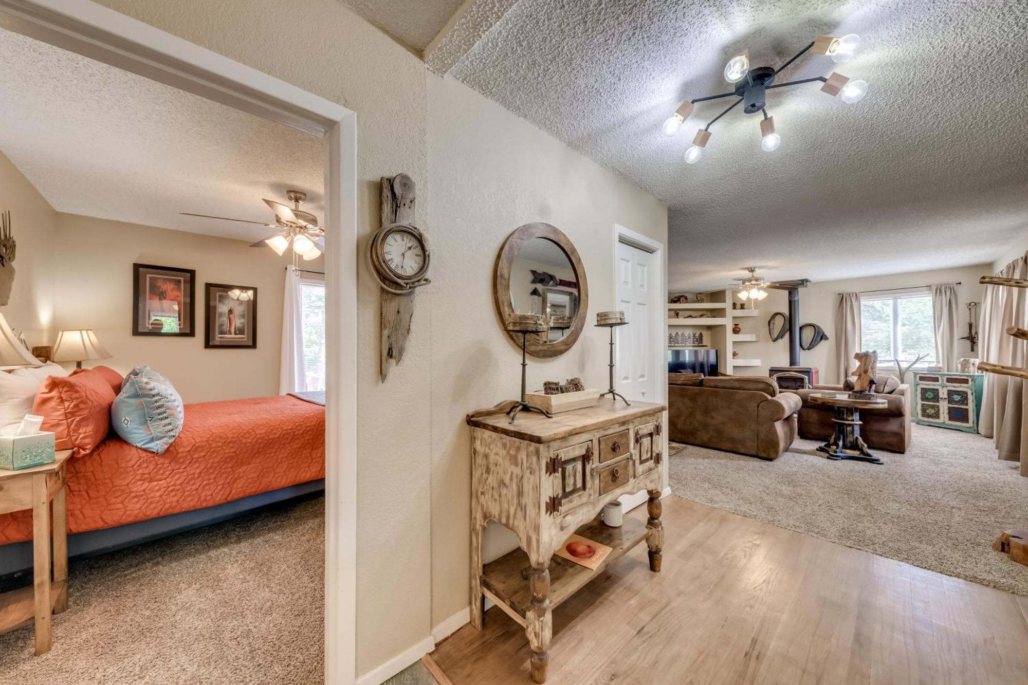 Ruidoso Home With Patio, Walk To Restaurants! 외부 사진